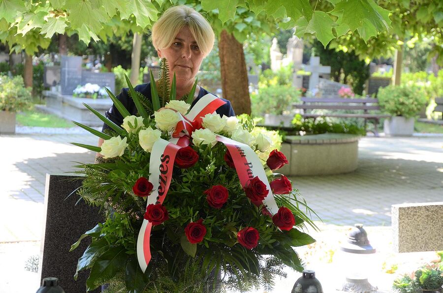 Grób Janusza Kurtyki w Krakowie. Fot. Janusz Ślęzak (IPN)