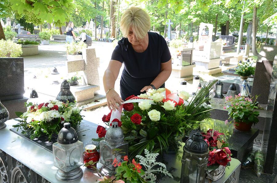 Grób Janusza Kurtyki w Krakowie. Fot. Janusz Ślęzak (IPN)