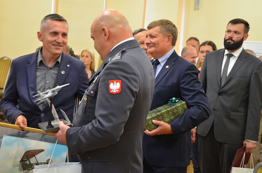 Gen. Marcin Żal, przyjaciel krakowskiego IPN, przenosi się do Warszawy. Fot. Janusz Ślęzak (IPN)