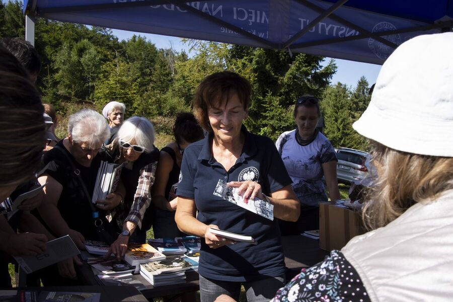 Uroczystości na Hali Łabowskiej. Fot. Agnieszka Masłowska (IPN)