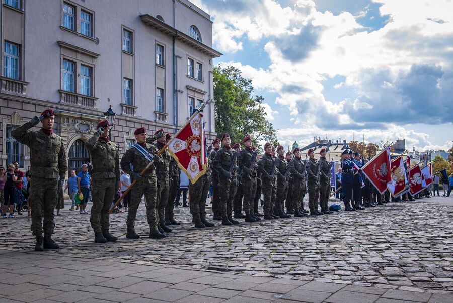 Kraków. Uroczystości w 84. rocznicę agresji Związku Sowieckiego na Polskę. Fot. Agnieszka Masłowska (IPN)