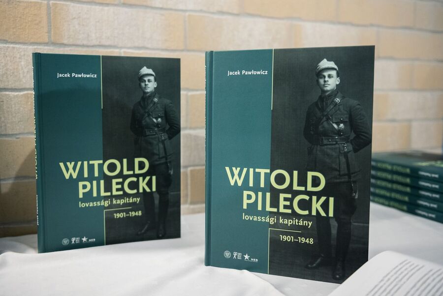 Prezentacja albumu o rtm. Pileckim w Budapeszcie. Fot. NEB