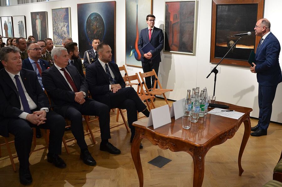 W Nowym Sączu odsłonięto tablicę upamiętniającą ppłk. Mariana Chodackiego. Fot. Janusz Ślęzak (IPN)