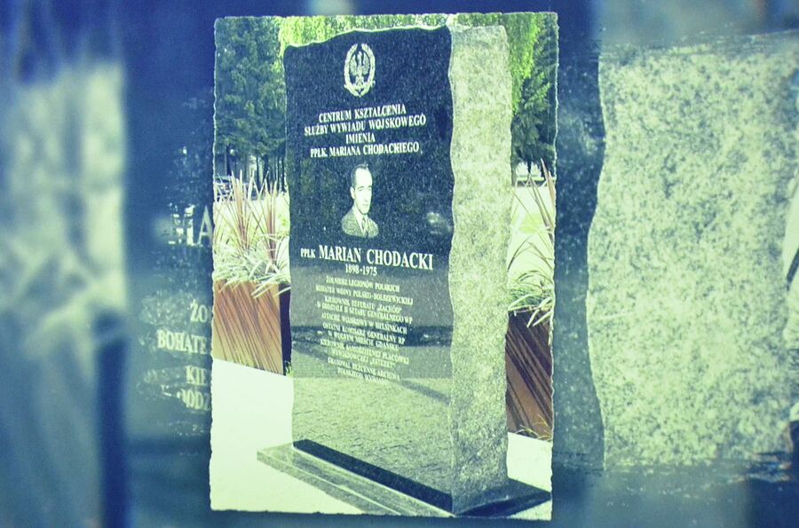 W Nowym Sączu odsłonięto tablicę upamiętniającą ppłk. Mariana Chodackiego. Fot. Janusz Ślęzak (IPN)