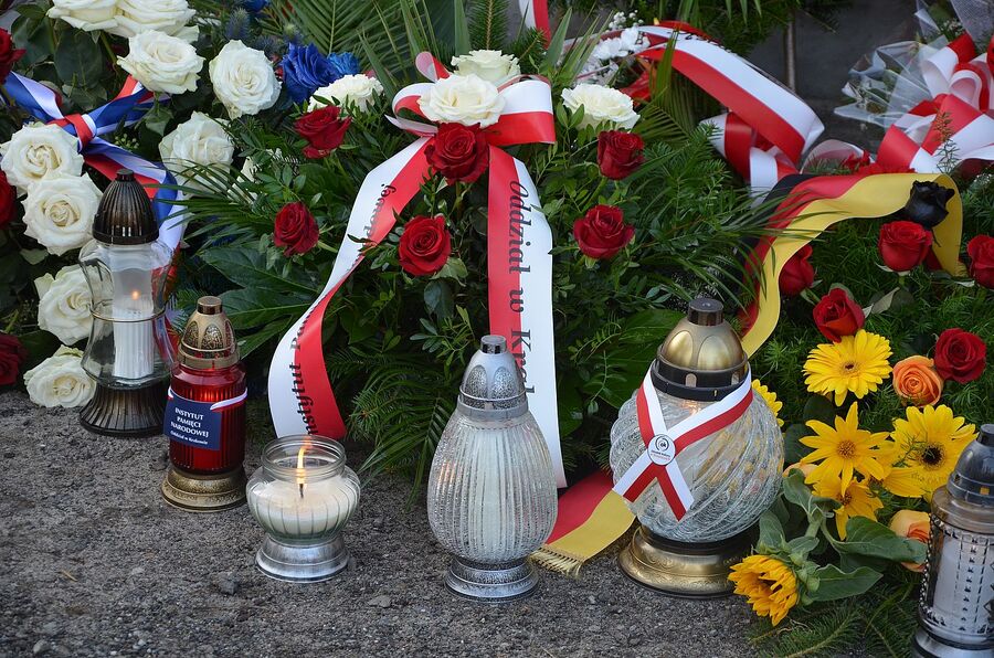 Uroczystość upamiętniająca więźniarki podobozu KL Auschwitz Bor/Budy. Fot. Janusz Ślęzak (IPN)