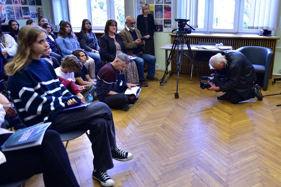 Inauguracja małopolskiego konkursu „Młody dokumentalista 2023/2024”. Fot. Żaneta Wierzgacz (IPN)