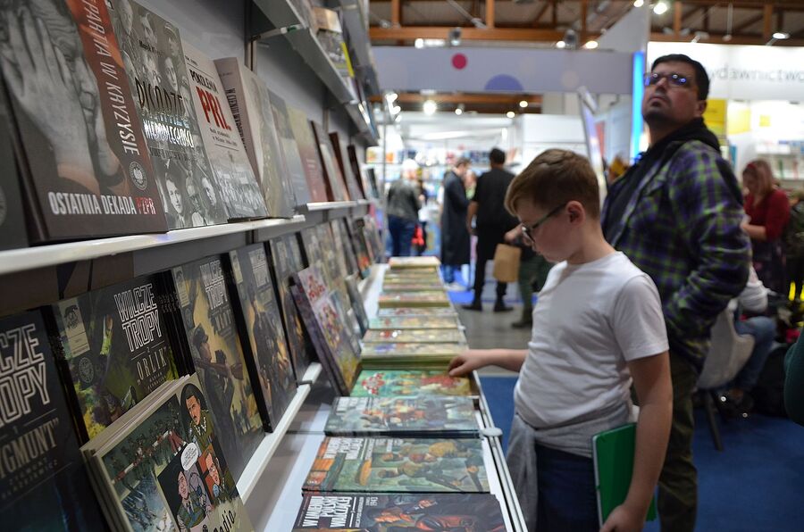 Wydawnictwo IPN na 26. Międzynarodowych Targach Książki w Krakowie. Fot. Janusz Ślęzak (IPN)