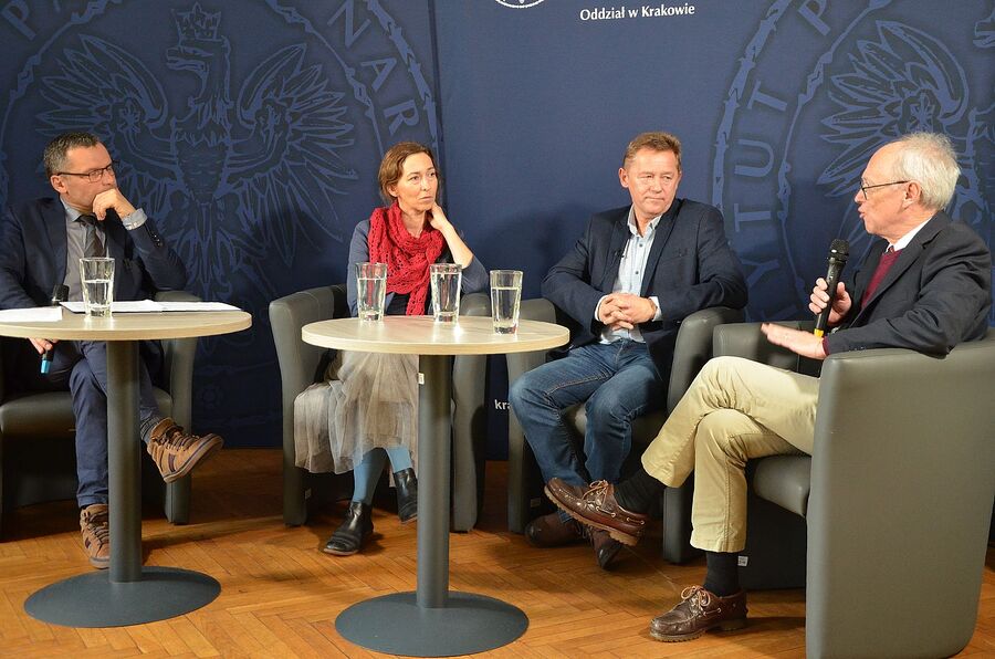 Debata ekspertów zainaugurowała ziemiański projekt edukacyjny. Fot. Janusz Ślęzak (IPN)