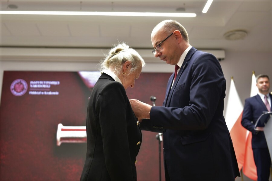 Uroczystość wręczenia Krzyży Wolności i Solidarności. Fot. Żaneta Wierzgacz (IPN)