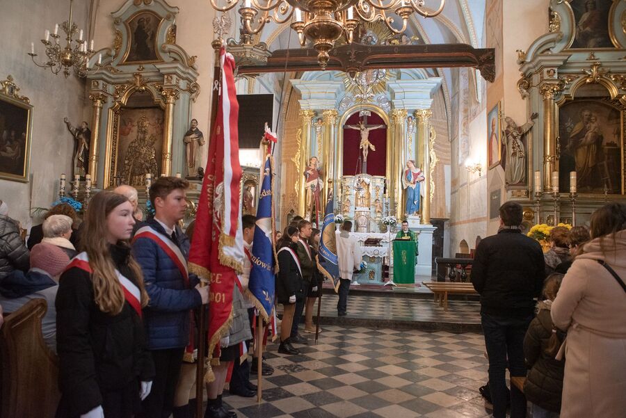 W Luborzycy poświęcono nowy nagrobek Artura Schroedera. Fot. Sławomir Mikiewicz
