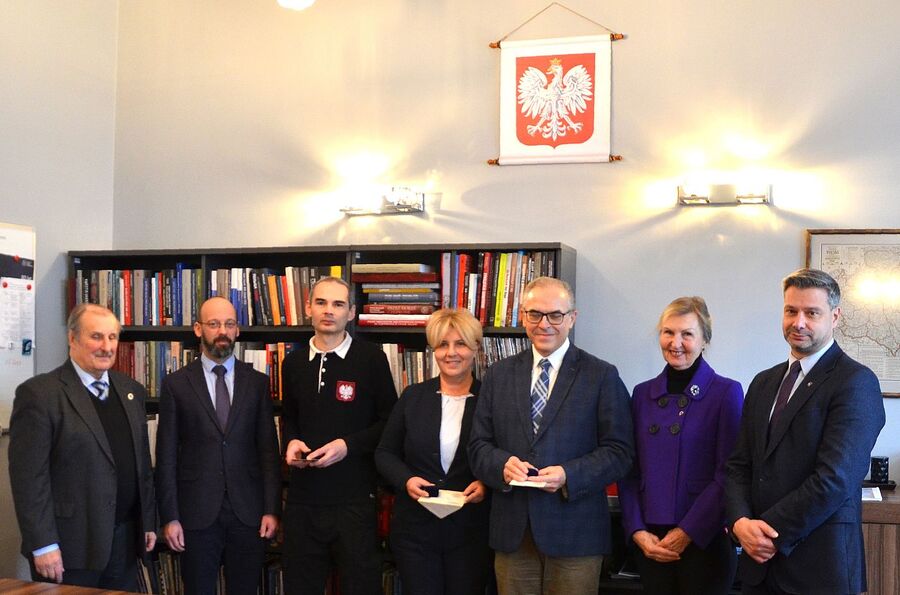 Wręczenie Krzyży WiN-u. Fot. Janusz Ślęzak (IPN)