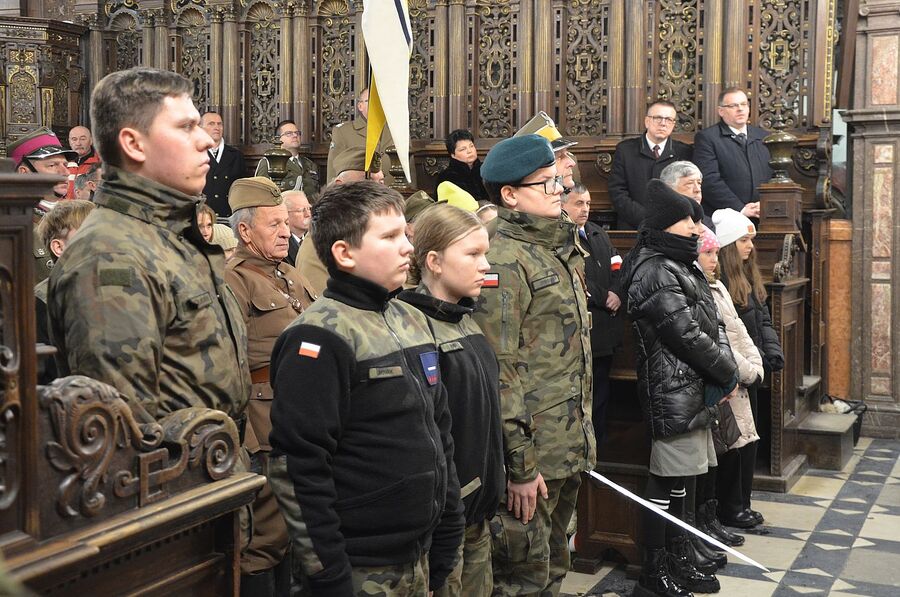 Krakowskie obchody 156. rocznicy urodzin Józefa Piłsudskiego. Fot. Janusz Ślęzak (IPN)