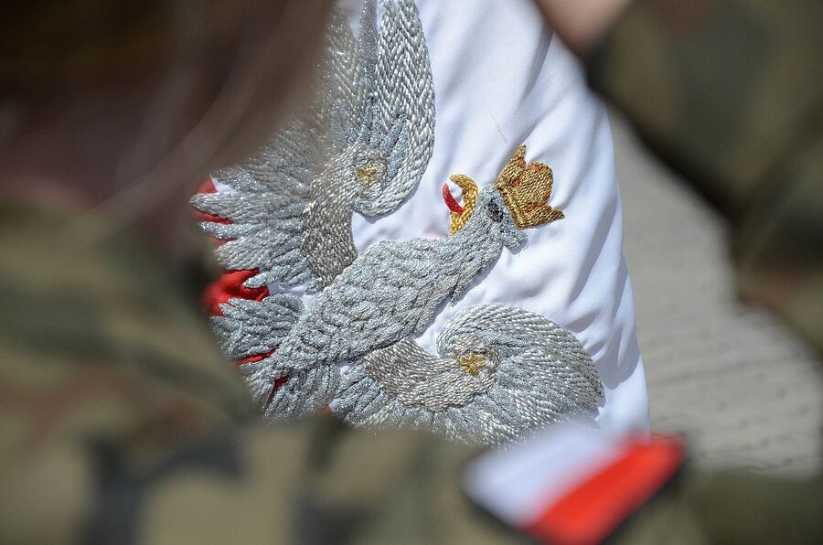 W Makocicach odsłonięto tablicę upamiętniającą zrzut cichociemnych. Fot. Janusz Ślęzak (IPN)