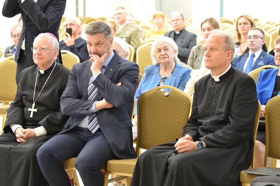 Dyskusja „Ks. Michał Rapacz. Kapłan, męczennik, ofiara komunizmu”. Fot. Janusz Ślęzak (IPN)