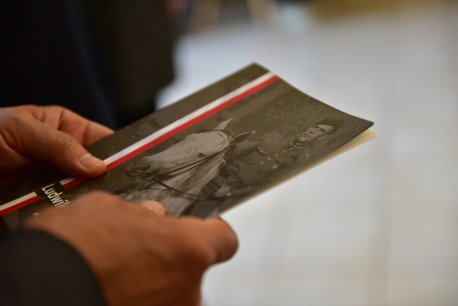 Uroczystości pogrzebowe Ludwika Kawika „Czujnego”. Fot. Żaneta Wierzgacz (IPN)