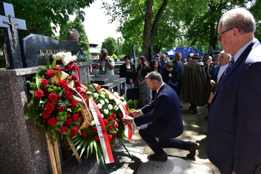 Uroczystości pogrzebowe Ludwika Kawika „Czujnego”. Fot. Żaneta Wierzgacz (IPN)