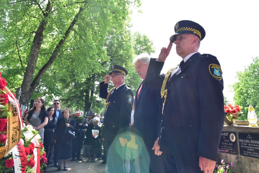 Uroczystości pogrzebowe Ludwika Kawika „Czujnego”. Fot. Żaneta Wierzgacz (IPN)