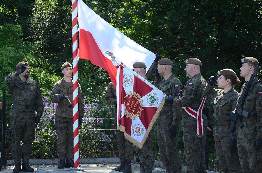W Wierzbnie złożono hołd gen. Okulickiemu i cichociemnym. Fot. Janusz Ślęzak (IPN)